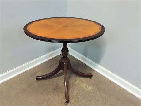 Vintage Oval Shape Pedestal Accent Table