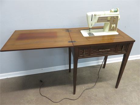 Vintage Singer Touch & Sew Sewing Machine
