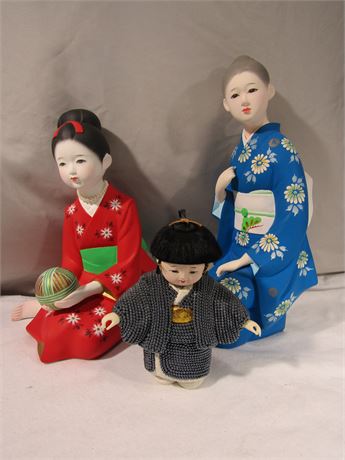 Hakata Doll Collection