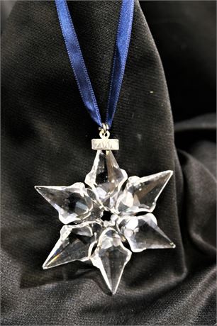 2000 Swarovski Annual Snowflake Star Ornament