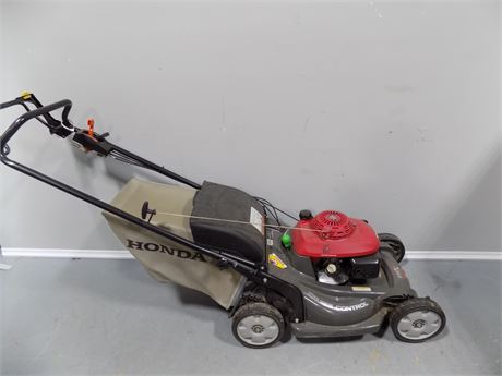 Honda HRX217 Lawnmower