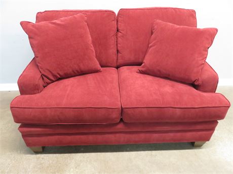 SMITH BROTHERS Loveseat