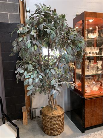 Artificial Twisted Trunk  Tree