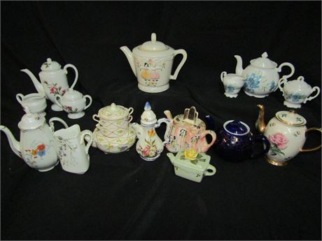 Japanese Tea Pot Collection