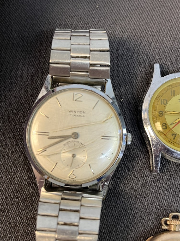 Transitional Design Online Auctions Timex / Westclox / Dunhall