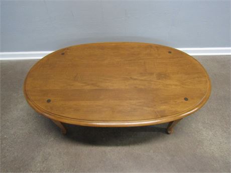 VINTAGE ETHAN ALLEN OVAL MAPLE COFFEE TABLE