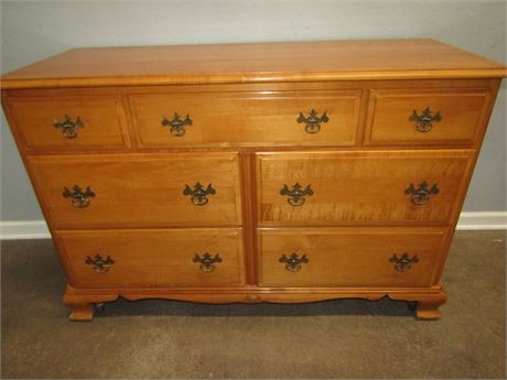 Vintage Kling Maple Double Dresser #265, on Casters