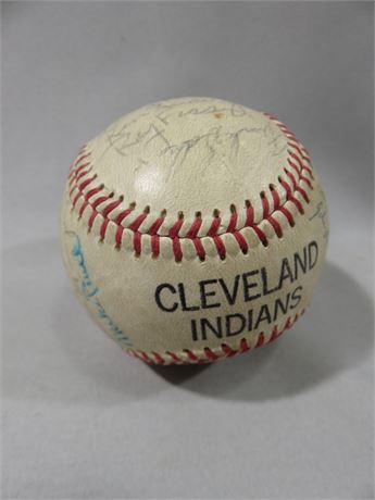 1972 CLEVELAND INDIANS Signed Baseball