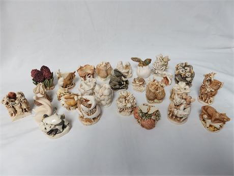 HARMONY KINGDOM Trinket Box & Figurine Collection