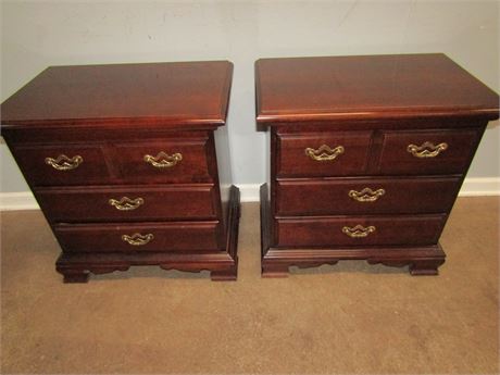 Thomasville Collector Series Cherry Night Stands, Set of two