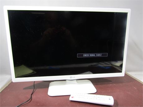 LG HD LED TV, 24LF4520 24" Class with Remote in White