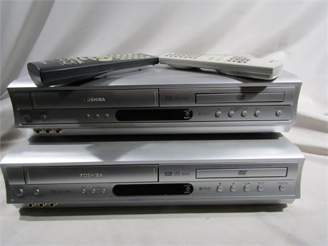 Set of Toshiba SD-V291 DVD/VHS COMBO, each with Remote
