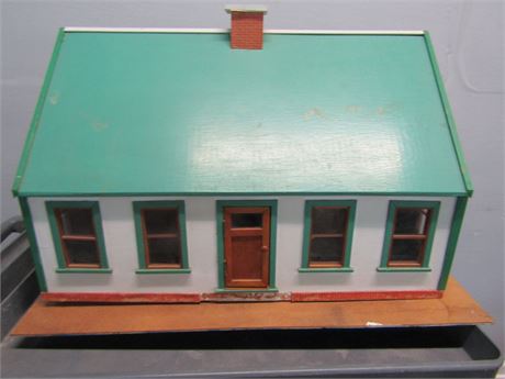 Large Vintage Ranch Style Children's Doll House