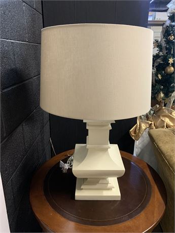Ethan Allen CARVED WOOD TABLE LAMP