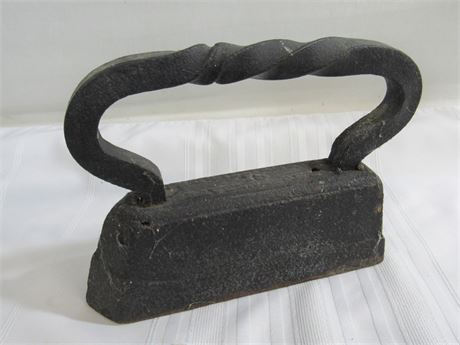 Vintage Cast Iron 18lb. Narrow Twisted Handle Tailor's Flat Iron/Door Stop