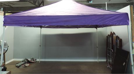 EURMAX Nylon Canopy Tent