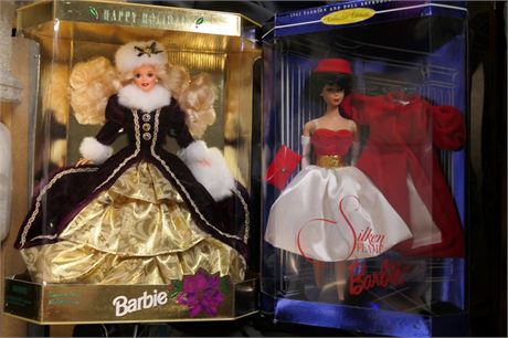 Happy Holidays Barbie (1996) & Silken Flame Barbie, with dark brown hair