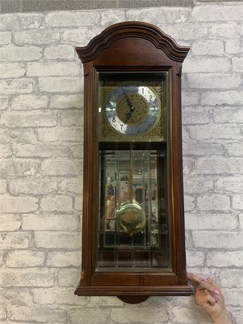 Howard Miller Wall Clock Quart Chime