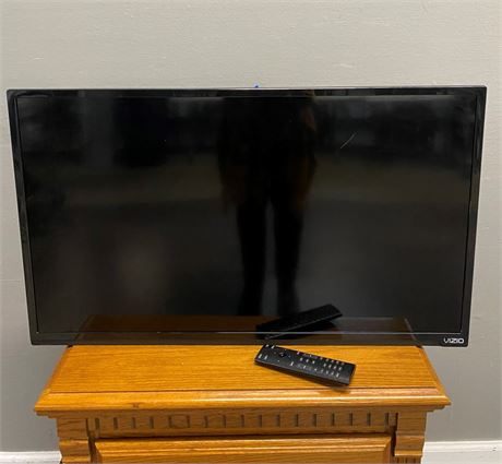 Vizio 32 Inch Flat Screen TV