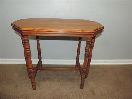 Vintage Entryway Solid Wood Table