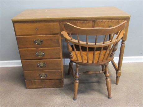 Ethan Allen 4-Drawer Desk with Chair