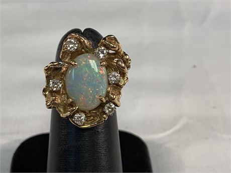 14KT Yellow Gold  Brutalist Diamond Oval Opal  Cabochon Ring