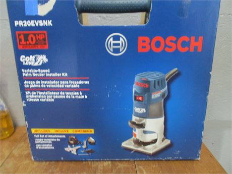 Bosch "Colt" Electonic Palm Router in Case