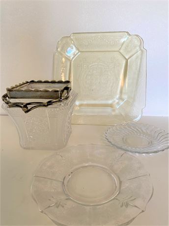 Vintage Glass and Ice Bucket lot