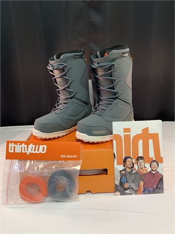 Zephyr Thirty Two Snowboard boots