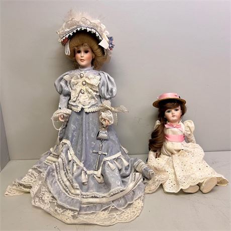 Collectible Porcelain Dolls / Set of 2