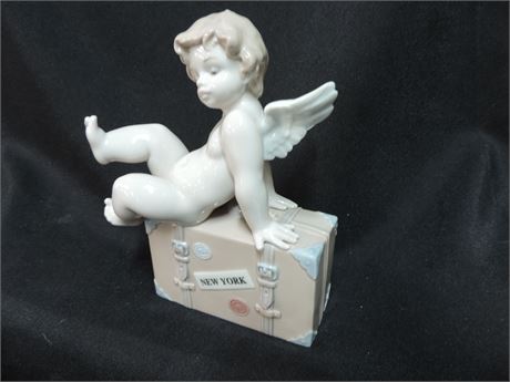 LLADRO Retired 'Travel the World' Porcelain Figurine / Signed