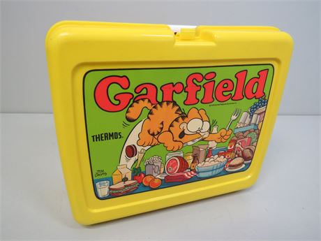 Vintage 1978 Garfield Plastic Lunch Box