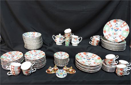 IMARI 'Arita' Porcelain / Japan