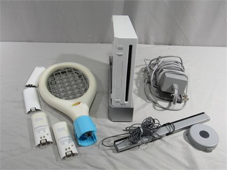Misc. Nintendo Wii Lot - including an RVL-001 Console