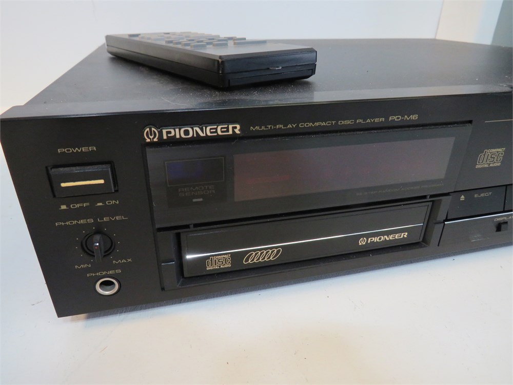 Transitional Design Online Auctions - PIONEER PD-M6 Compact Disc Player