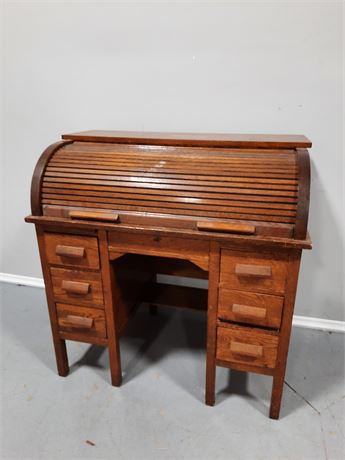 Child Size Roll Top Desk