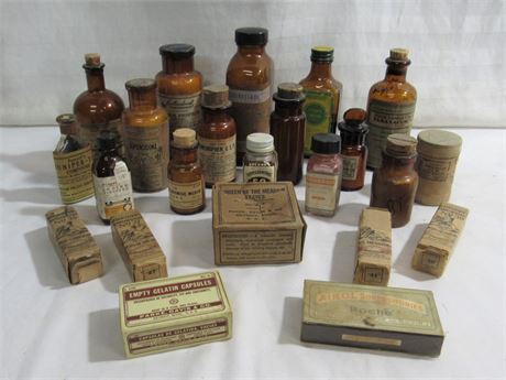 23 Piece Vintage/Antique Apothecary/Brown Bottle Pharmacy Lot