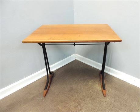 DREXEL HERITAGE Solid Wood Table