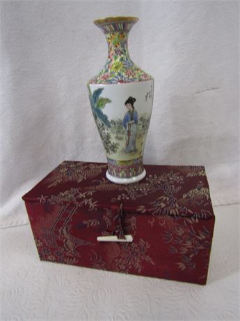 Vintage Chinese Rose Vase