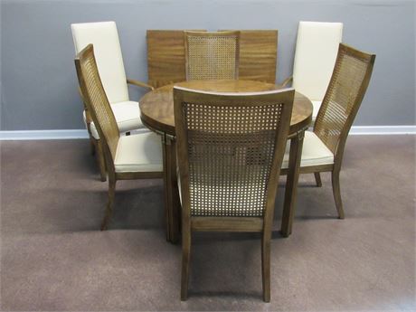 1970's Drexel Heritage Accolade Collection Dining Table with 2 Leaves & 6 Chairs
