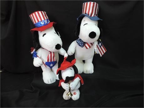 PEANUTS Snoopy Plush Collection