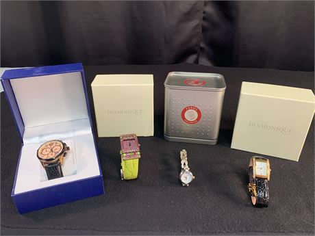 Lot of Men and Women's Watches