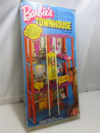 Vintage 1975 BARBIE Townhouse Playset