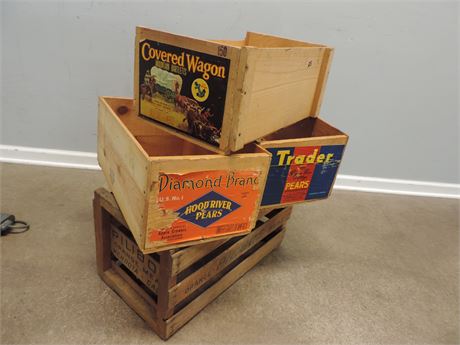 Vintage Wooden Fruit Crates / 4 Pieces