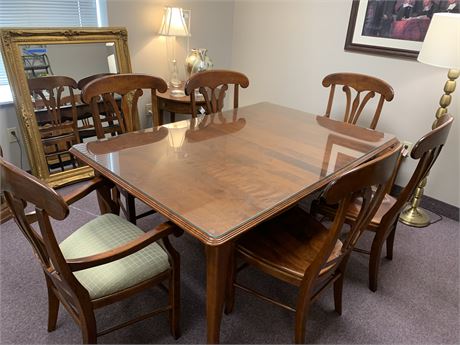 "NICHOLS and STONE" Solid Maple Dining Set with Glass Top