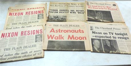 Vintage Newspapers / NIXON RESIGNS
