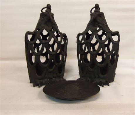 Cast Iron Eagles with Plate