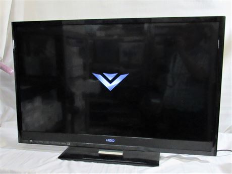 Vizio 42" Flat Panel TV with Remote