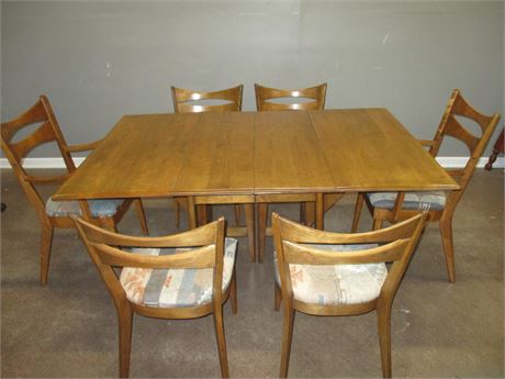 Mid-Century Modern Heywood Wakefield Drop Leaf Dining Table and Chairs