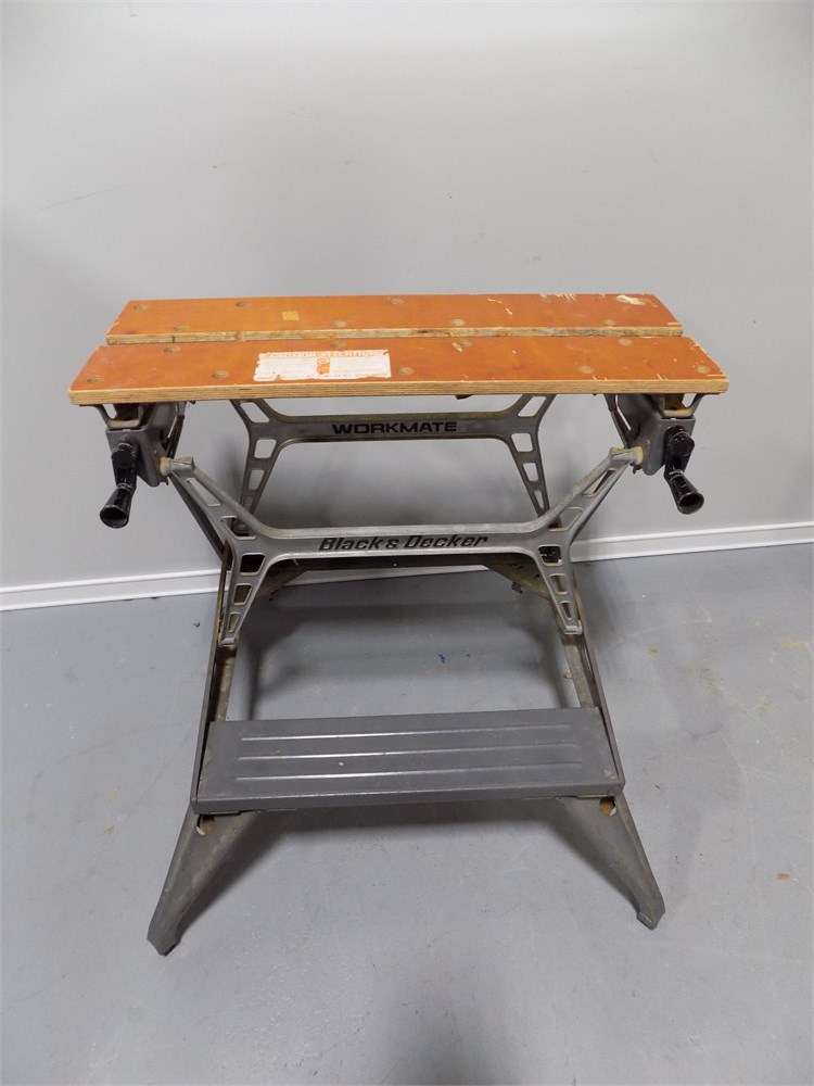 Transitional Design Online Auctions - BLACK & DECKER Workmate 200